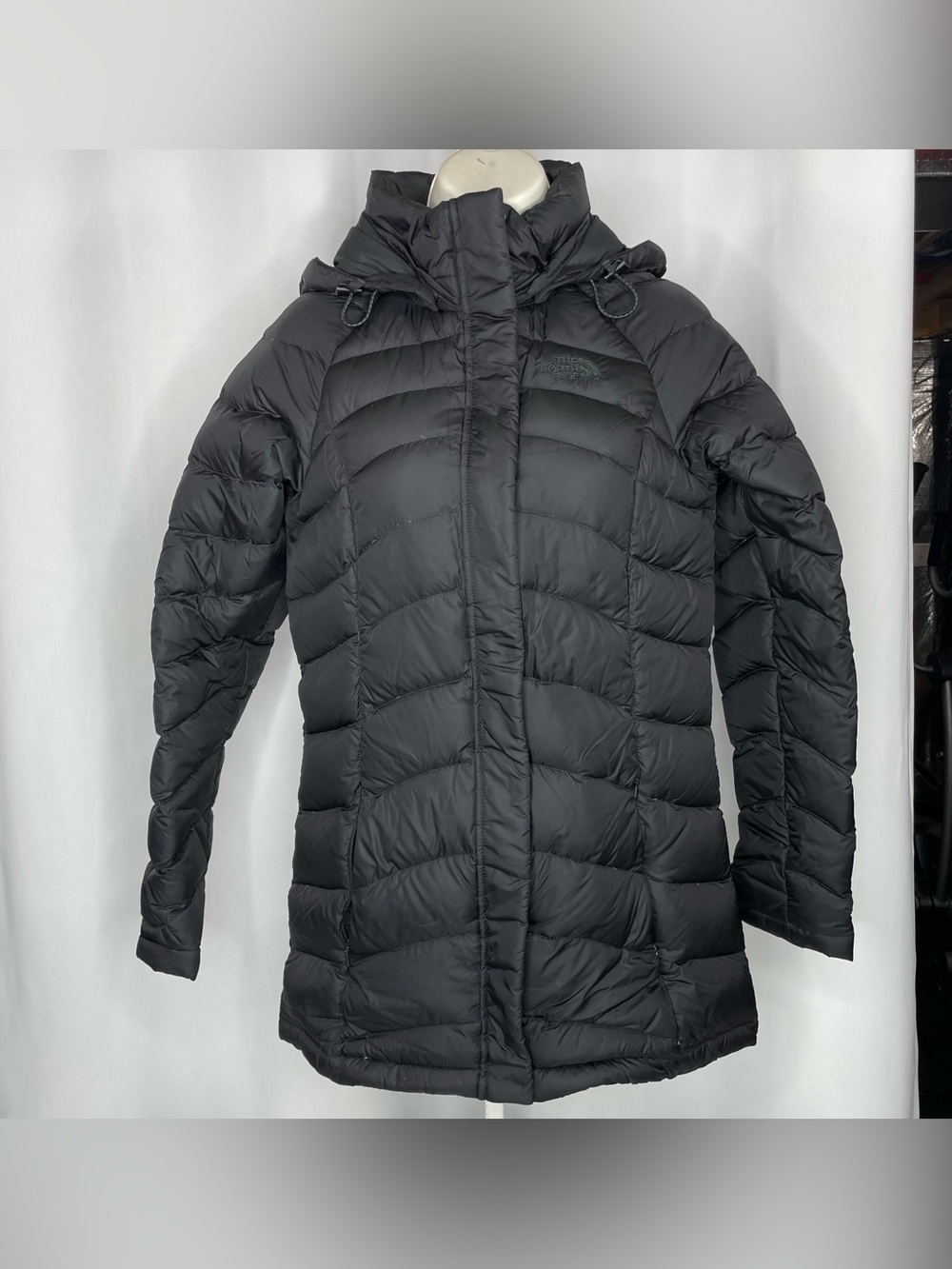 The North Face 600 Fill Down Long Hooded Puffer Parka Black XS